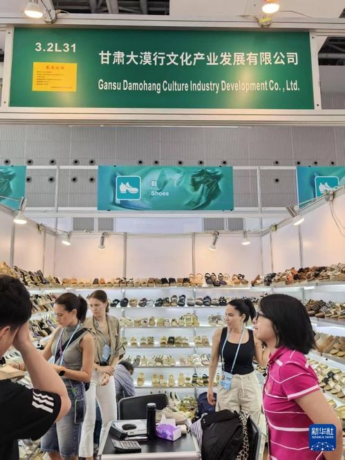 四中全会精神在基层 千年麻编工艺的现代转型与文化用品市场的走俏之路